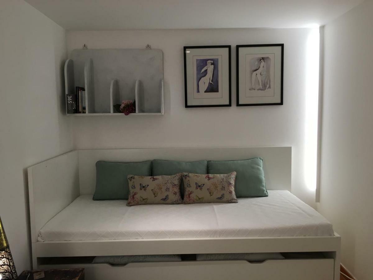 Ferienwohnung Escadinhas De Sao Cristovao Lissabon Exterior foto
